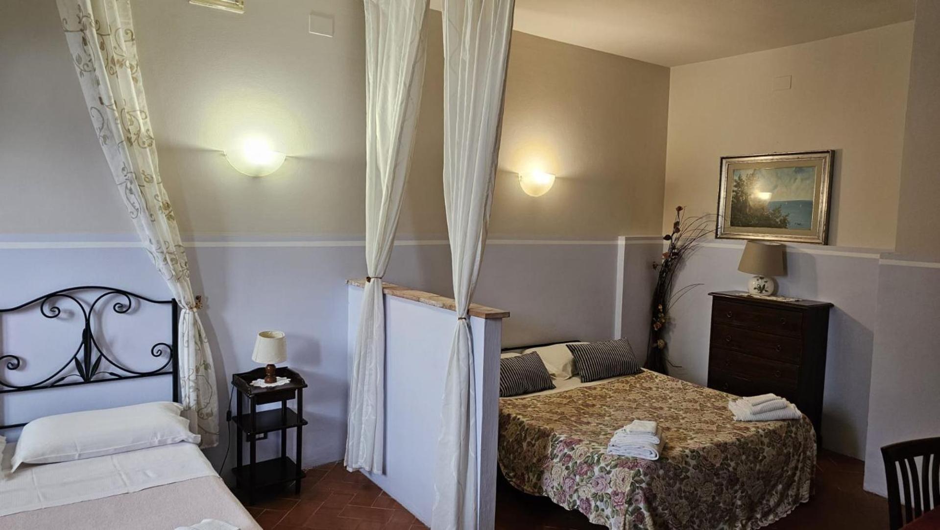 I Chiari Guest House Acquaviva  Luaran gambar